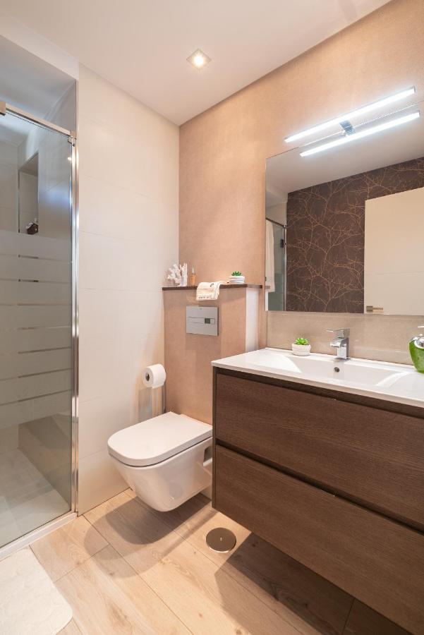 Elegante Apartamento Centrico Vigo Exterior photo